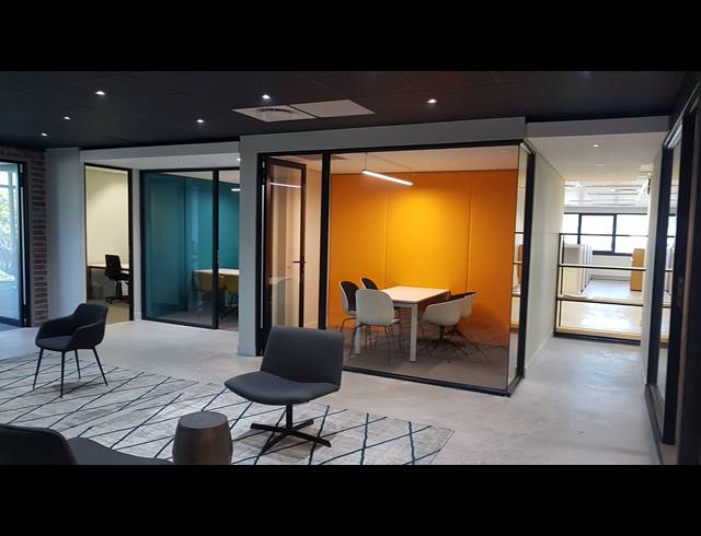 403M² OFFICE TO LET IN TYGER VALLEY